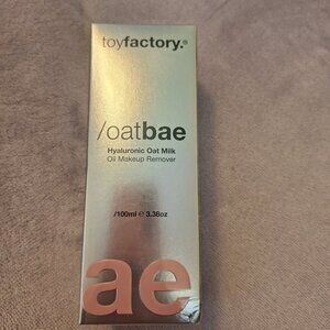 Toy Factory - Oatbae Oil Makeup Remover